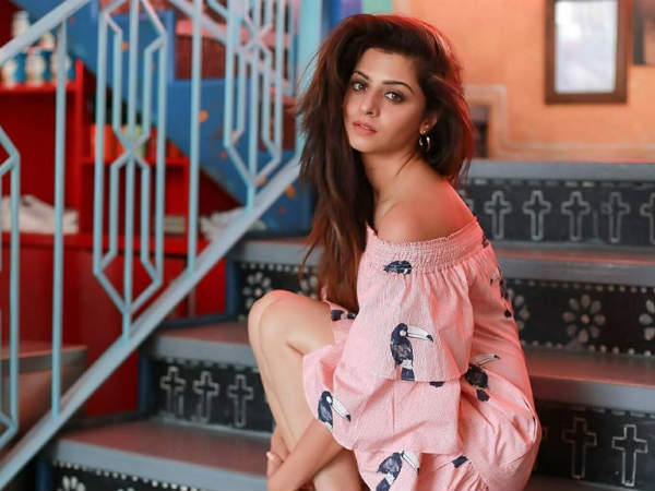 Kalyan Ram Heroine will Romance With Nandamuri Balakrishna Kalyan Ram Heroine will Romance With Nandamuri Balakrishna