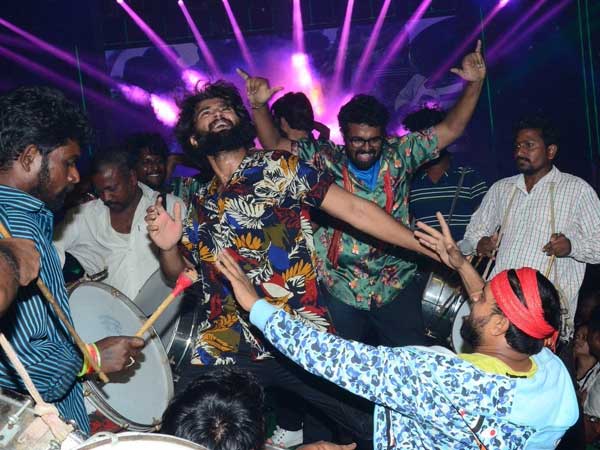 ఇప్పటి వరకు ఏ హీరో చేయని విధంగా...