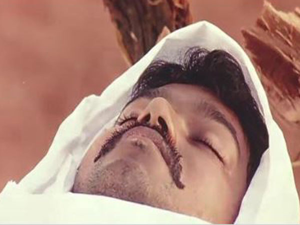 విజయ్ ఇకలేడు.. .. #RIPactorVijay అంటూ.. అజిత్ ఫ్యాన్స్ నిర్వాకం
