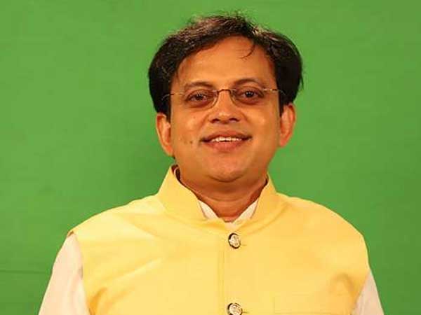 బాబు గోగినేని చేసిన వ్యాఖ్యలు ఎవరి గురించి?