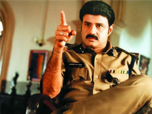 నిజమైన పోలీసులానే ఫీల్ అయ్యేవారు