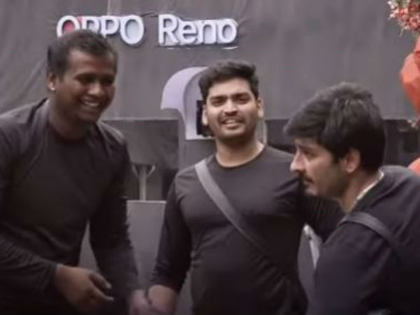 ముగ్గురే మిగిలారు