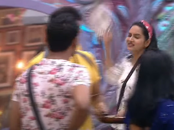 వివాదాలు ఆమెతోనే మొదలు