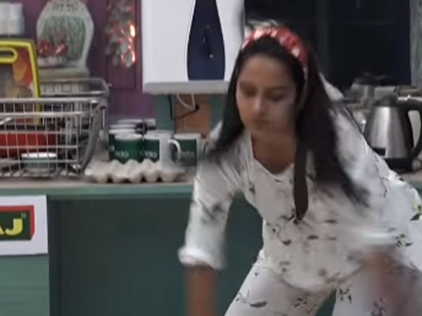 ఎందుకిలా చేసింది