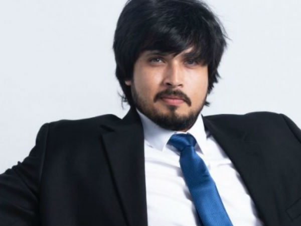 చిన్నతనంలో దొంగతనంగా పార్టీలు చూసేవారం