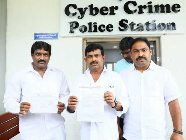 తప్పుడు ప్రచారం చేస్తున్నది వారే...