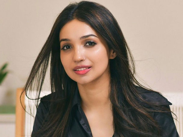 నా జీవితంలో దియా, సాహిల్ను ఎప్పుడూ కలవలేదు