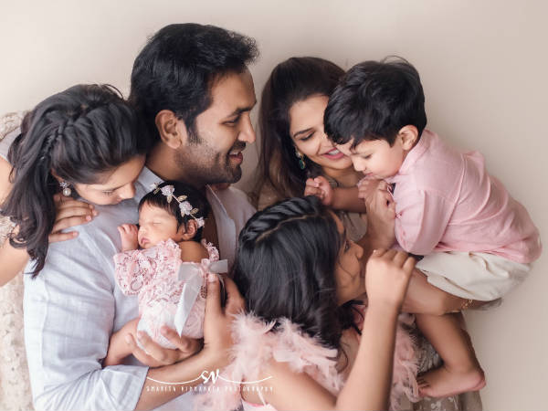Vishnu Manchu Wife Viranica Manchu Share Her Family Pics Vishnu Manchu Wife Viranica Manchu Share Her Family Pics