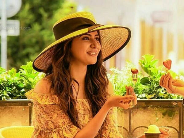 బార్లో పనిచేసే యువతిగా రకుల్ ప్రీత్
