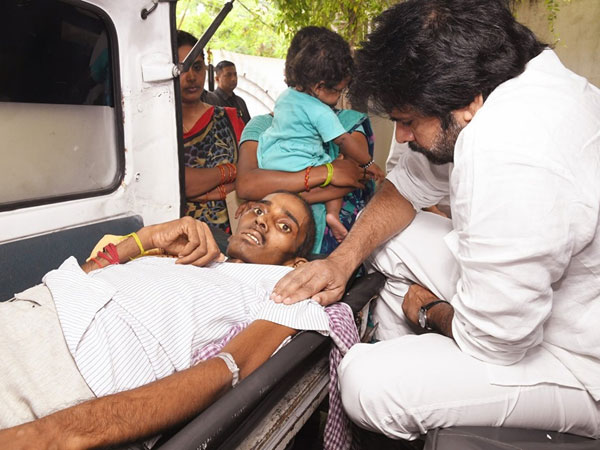 Pawan Kalyan meets cancer patient and consoles Pawan Kalyan meets cancer patient and consoles
