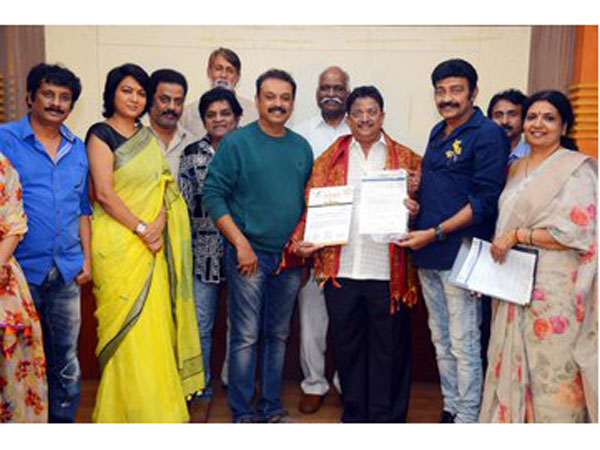 తెలుగులో ఎంతో మంది గొప్ప కళాకారులు ఉన్నారు
