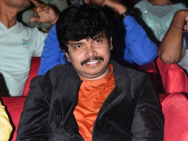ప్రతీసారి ప్రేక్షకులే నిలబెట్టారని