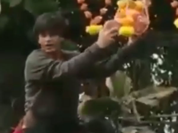 Shah Rukh Khans Janmashtami video goes viral Shah Rukh Khans Janmashtami video goes viral