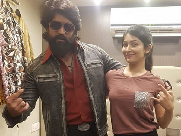 KGF Hero Yash dancing With His Wife KGF Hero Yash dancing With His Wife
