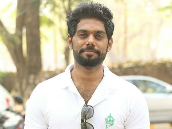 కారును ఢీకొన్న మ్యూజిక్ డైరెక్టర్ బైక్