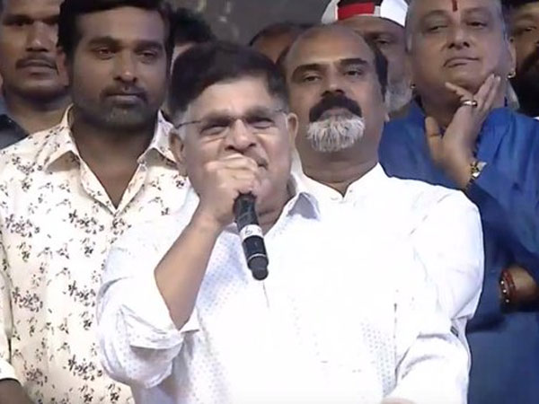 మొదటి ప్రేక్షకుడిని నేనే