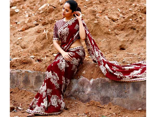అనసూయ ప్రయాణం జోరుగా