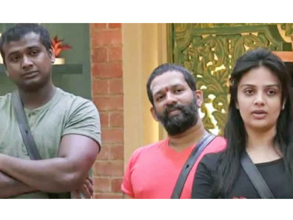 రాహుల్ విషయంలో శ్రీముఖి భయపడింది..