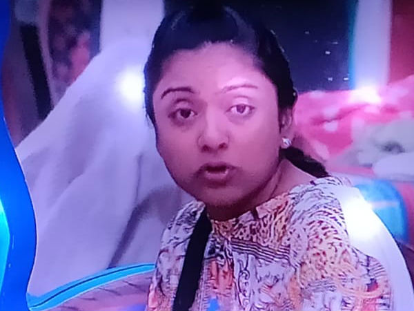వితికను కించపరిచే విధంగా