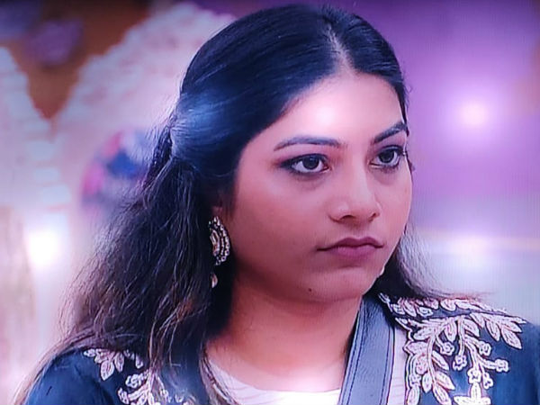 పునర్నవి నీ భాషేంటి