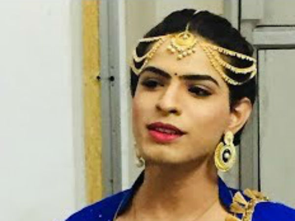 పనీపాట లేని వెధవలు కూడా