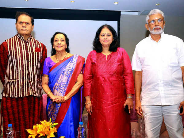 తెలుగుదనం ఉట్టిపడేలా