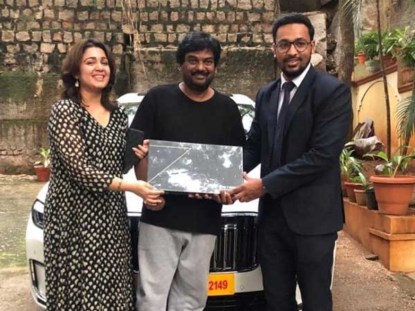 సోషల్ మీడియాలో వైరల్ పిక్స్