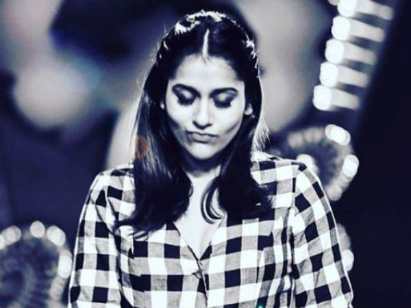 బ్లాక్ అండ్ వైట్ ఫొటో