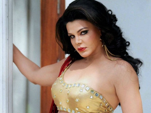 మొదటి సీజన్లో పాల్గొన్న రాఖీ
