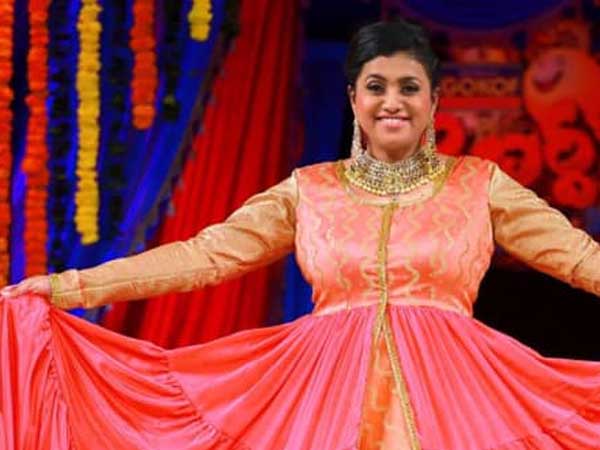 రోజా మిస్సింగ్ను ఇలా కవర్ చేశారు