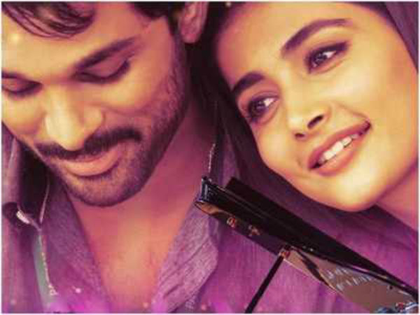 Allu Arjuns Ala Vaikutapuramlo Samajavaragamana Lyrical Song Released Allu Arjuns Ala Vaikutapuramlo Samajavaragamana Lyrical Song Released