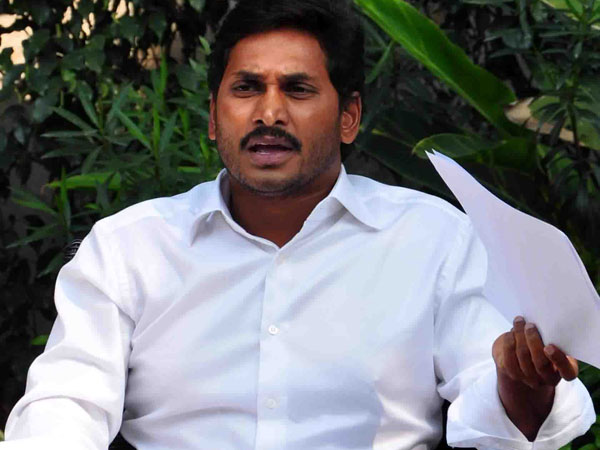 వైఎస్ జగన్పై దుష్ప్రచారం.. పోలీస్ స్టేషన్లో నటుడు.. షాకింగ్ సంఘటన!