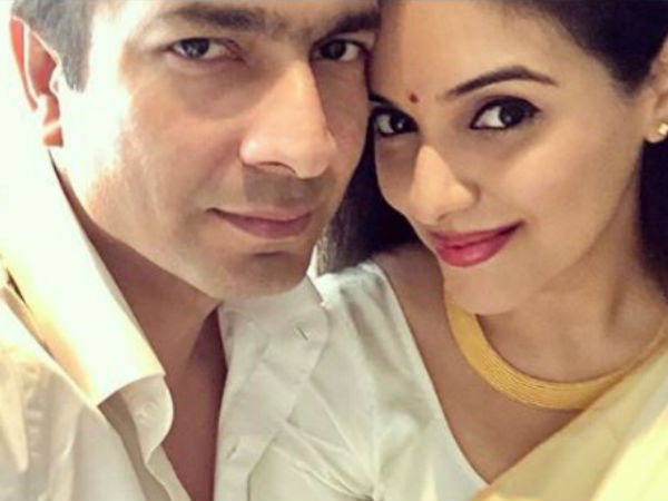 అందంతో అదరగొడుతున్న హీరోయిన్ ఆసిన్.. పెళ్లి తర్వాత ఫోటోలు చూస్తే షాకే..