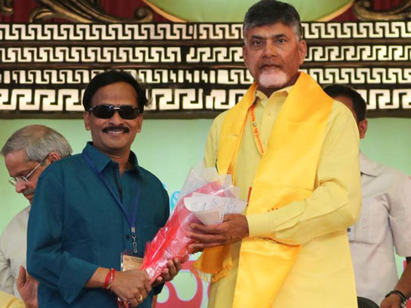 సినీ, రాజకీయ వర్గాల్లో విషాద ఛాయలు