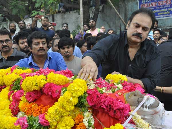 సినీ పరిశ్రమకే తీరని లోటు
