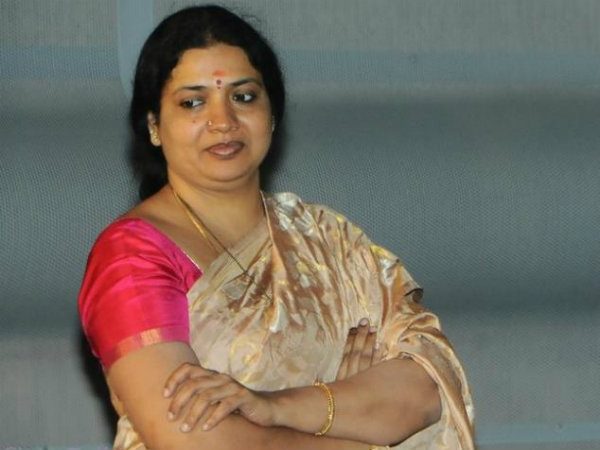 భర్తను ఫ్రాడ్..