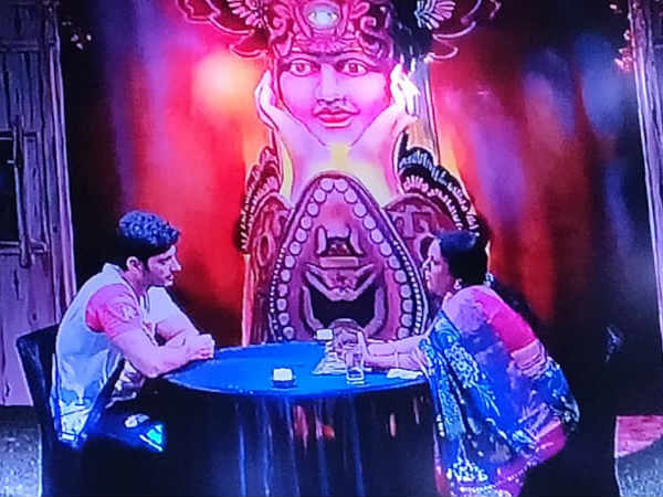 అలీ రెజా గురించి