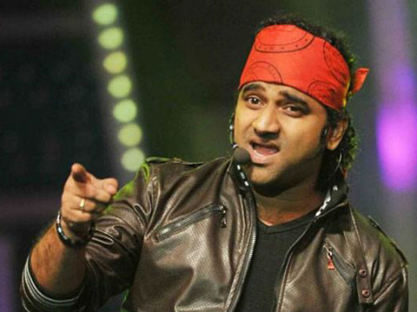 దేవీ శ్రీ ప్రసాద్ అనుకున్నారు కానీ..