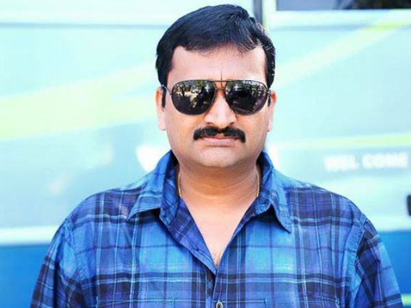 అర్థరాత్రి వేళ అనుచరులతో బండ్ల గణేష్