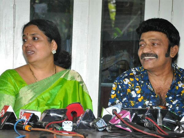సోషల్ మీడియాలో ఫ్యాన్స్ కామెంట్స్..
