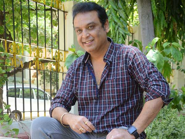 నరేష్ను కడిగి పారేసిన హేమ