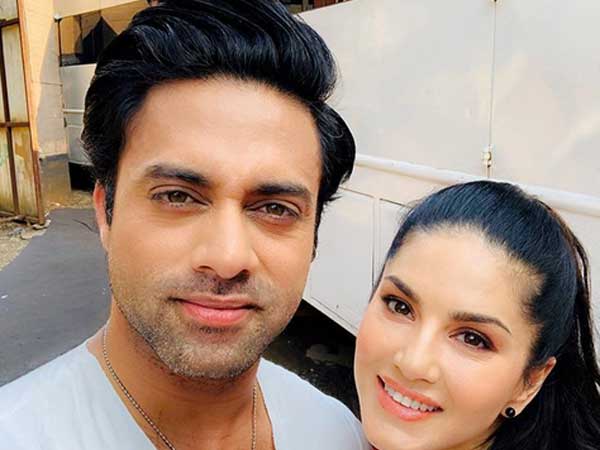 Sunny Leone And Navadeep Conversation Goes Viral Sunny Leone And Navadeep Conversation Goes Viral