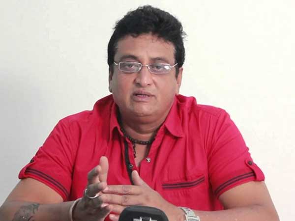 వేషాలు కరువా?