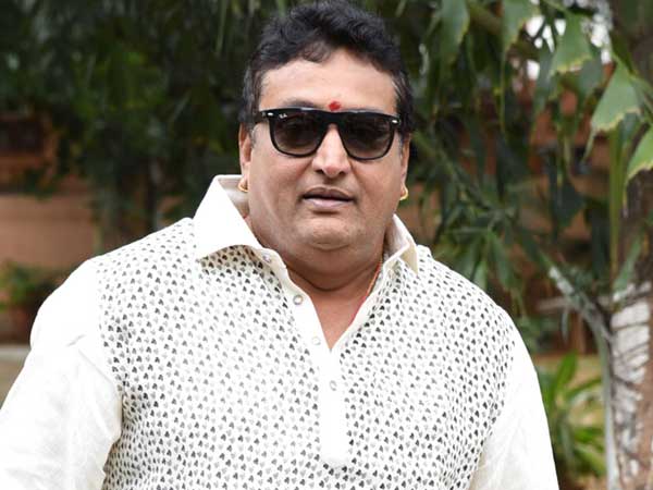 పవన్ కల్యాణ్ను తిడితే..