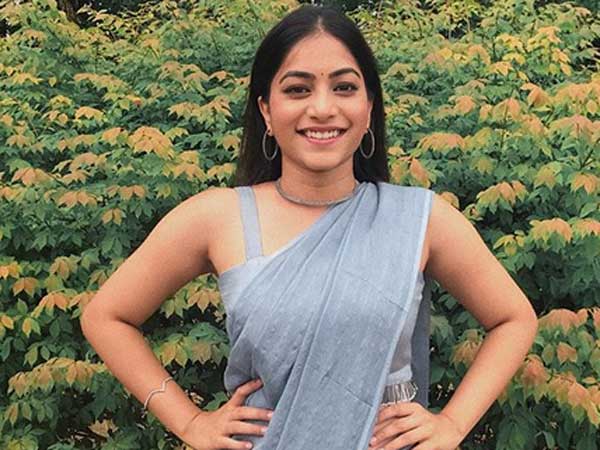 బాధొస్తే.. చెట్టుకిందకు వెళ్లి..