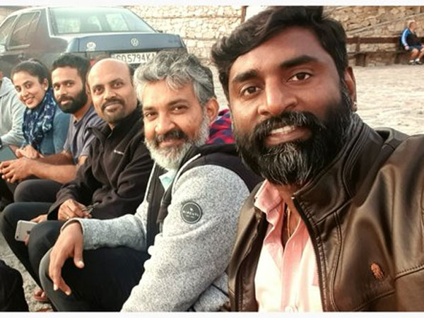 షూటింగ్ మొదలైనప్పటి నుంచే అడ్డంకులు
