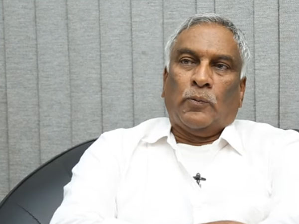 తమ్మారెడ్డి భరద్వాజ కామెంట్.. మెగా ఫ్యాన్స్ ఫైర్