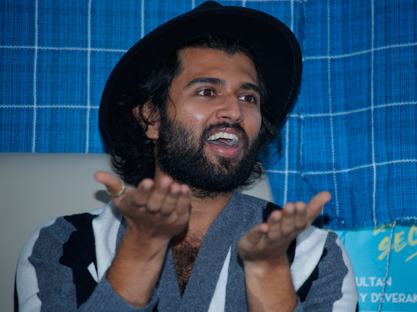 Vijay Deverakonda Says About Meeku Matrame Chepta Movie Vijay Deverakonda Says About Meeku Matrame Chepta Movie