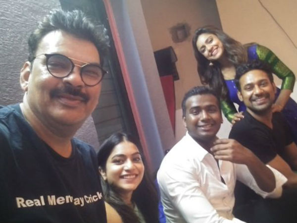 వితిక, పున్ను, వరుణ్లతో కలిసి పార్టీ..