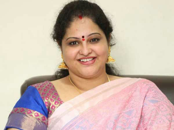 ఈ మధ్య కాలంలో రాశి సినిమాలు.. ప్రస్తుత పరిస్థితి